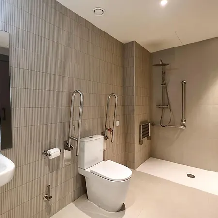 דירה Design By Olala Homes הוספיטלט דה יוברגאט